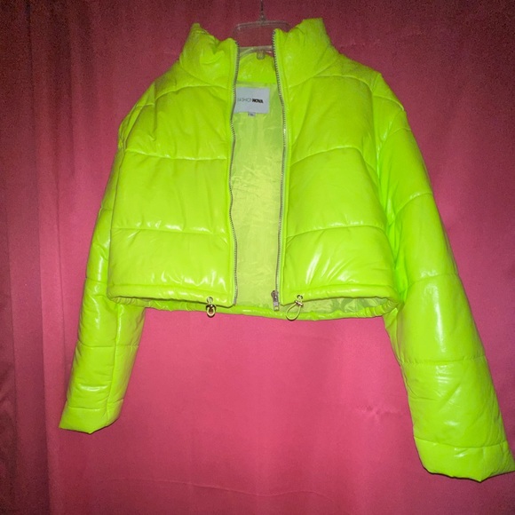 FASHIONNOVA Cropped Puffer Jacket - Picture 1 of 2